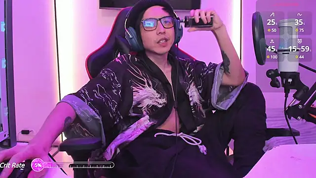 wexlee7 online show from February 27, 2025, 10:42 pm