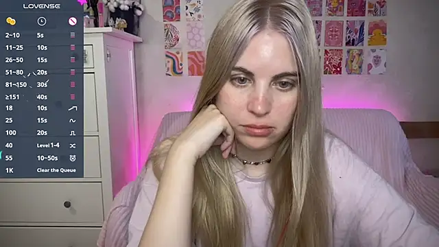 pawpaws online show from October 8, 2025, 6:37 am