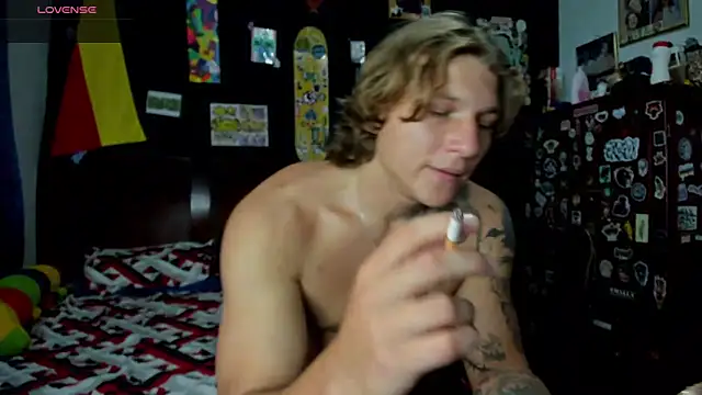 Tom Krakow online show from November 10, 2025, 9:53 pm