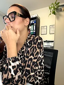 Hii Lolla online show from September 29, 2025, 6:09 am