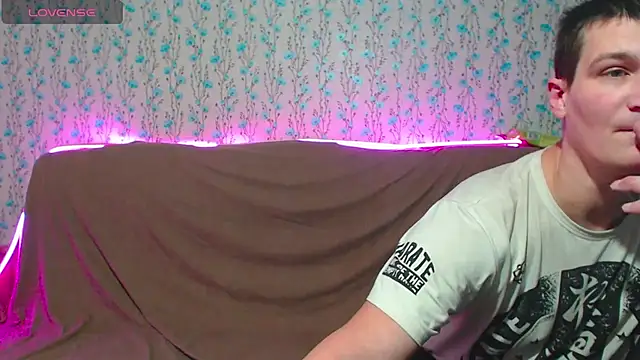 Snapshot of Anna_Ki chatting on November 17, 2025, 9:46 am Anna Ki online show from November 17, 2025, 9:46 am