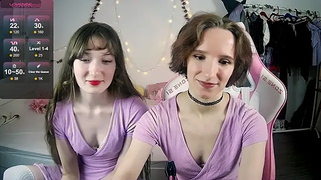 Snapshot of Violet_Veliya chatting on December 16, 2025, 4:55 pm Violet Veliya online show from December 16, 2025, 4:55 pm