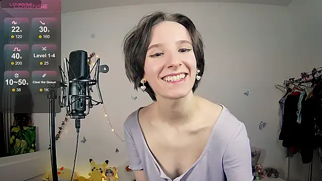 Snapshot of Violet_Veliya chatting on December 22, 2024, 6:04 pm Violet Veliya online show from December 22, 2024, 6:04 pm