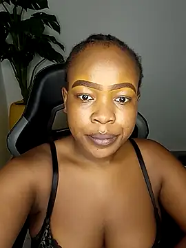 rosey cheeks online show from February 4, 2026, 11:55 pm