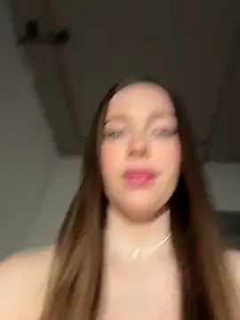 Snapshot of -SweetDi- chatting on July 9, 2026, 2:12 am -SweetDi- online show from July 9, 2026, 2:12 am