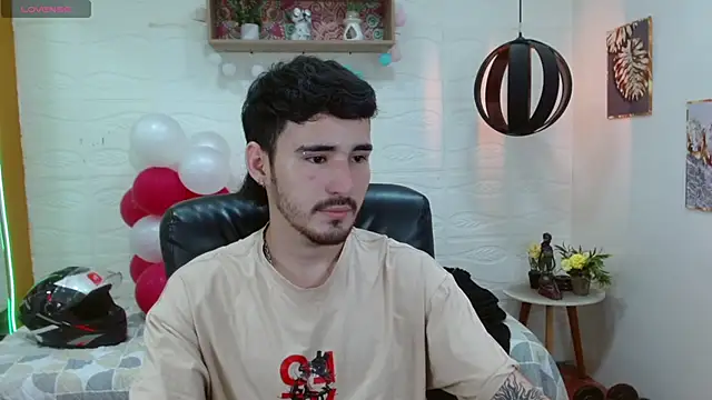 DmitriSanders online show from February 26, 2025, 8:36 pm