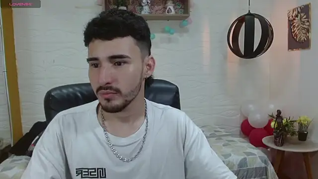 DmitriSanders online show from March 1, 2025, 8:42 pm