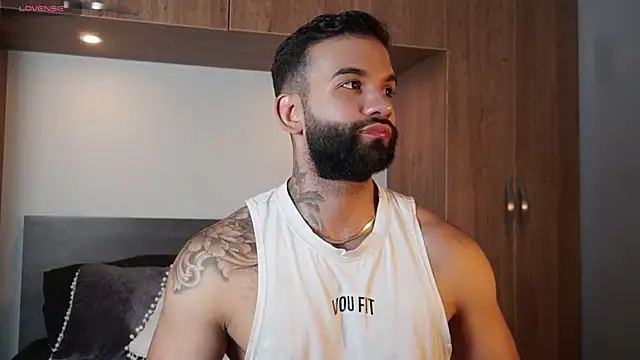 MarkHazze online show from September 15, 2025, 7:58 pm