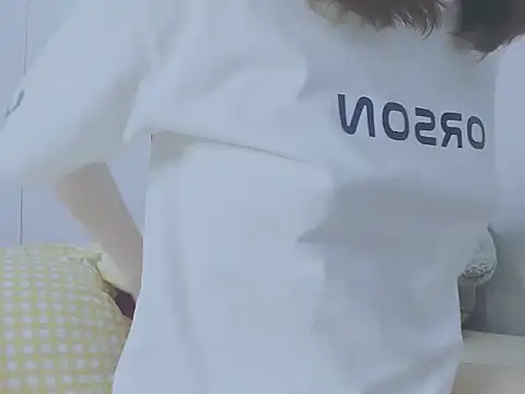 Linh diudang online show from September 23, 2025, 2:07 am