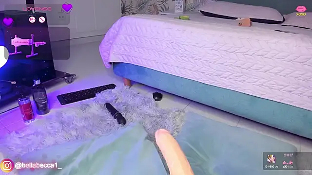 bellaa becca online show from March 19, 2025, 9:48 pm