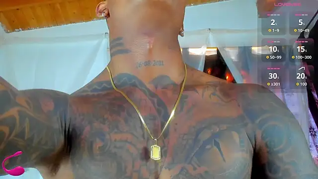 esteveen ortegas  online show from October 14, 2025, 5:24 pm