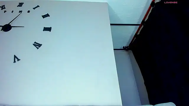 esteveen ortegas  online show from March 4, 2025, 10:02 am