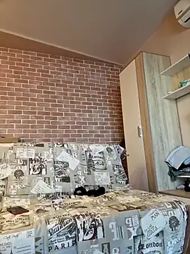 Snapshot of -Pupsiki- chatting on September 22, 2025, 5:35 am -Pupsiki- online show from September 22, 2025, 5:35 am