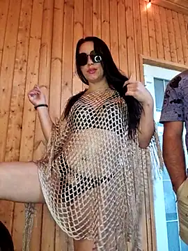 Snapshot of -Pupsiki- chatting on November 3, 2025, 5:56 am -Pupsiki- online show from November 3, 2025, 5:56 am