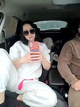 Snapshot of -Pupsiki- chatting on March 14, 2025, 6:21 am -Pupsiki- online show from March 14, 2025, 6:21 am