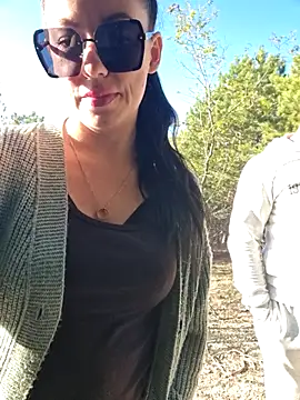 Snapshot of -Pupsiki- chatting on October 2, 2025, 5:11 am -Pupsiki- online show from October 2, 2025, 5:11 am