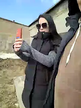 Snapshot of -Pupsiki- chatting on March 20, 2025, 8:09 am -Pupsiki- online show from March 20, 2025, 8:09 am