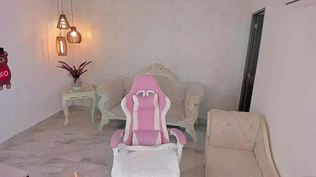 shantallknowless online show from February 27, 2025, 1:38 pm