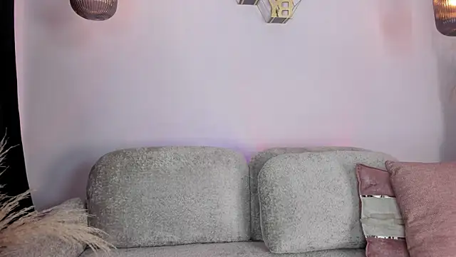 GabyRhodes online show from November 29, 2025, 7:03 pm