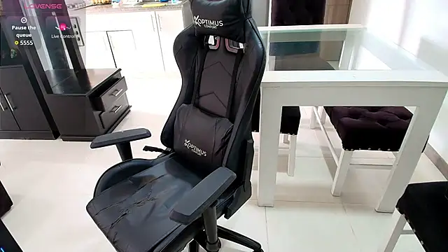 Pamela-fit online show from March 17, 2026, 3:37 pm