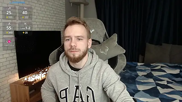 LeoPaulini online show from December 22, 2024, 10:28 am