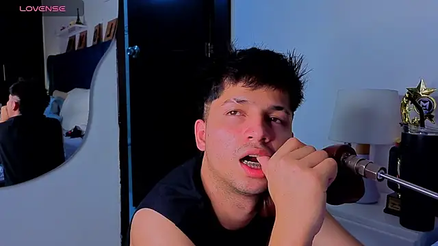 Issac james  online show from April 11, 2026, 7:45 am