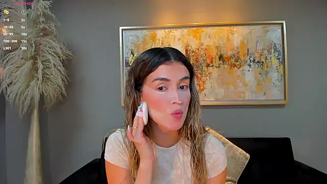 PaulinaSantos  online show from March 16, 2025, 5:39 pm