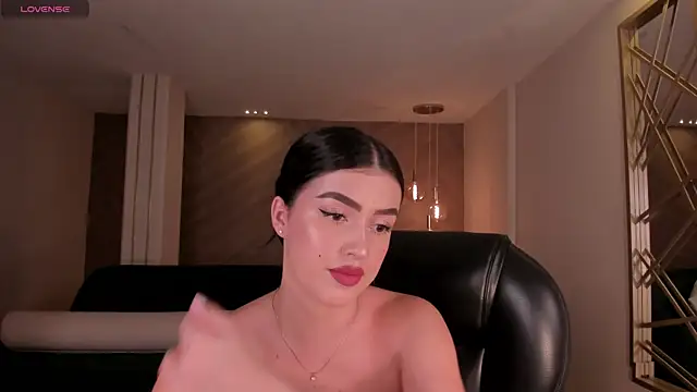 Snapshot of PaulinaSantos_ chatting on July 15, 2026, 8:16 pm PaulinaSantos online show from July 15, 2026, 8:16 pm
