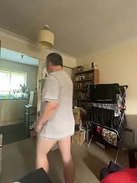 LondonTeffy online show from September 11, 2025, 9:53 am