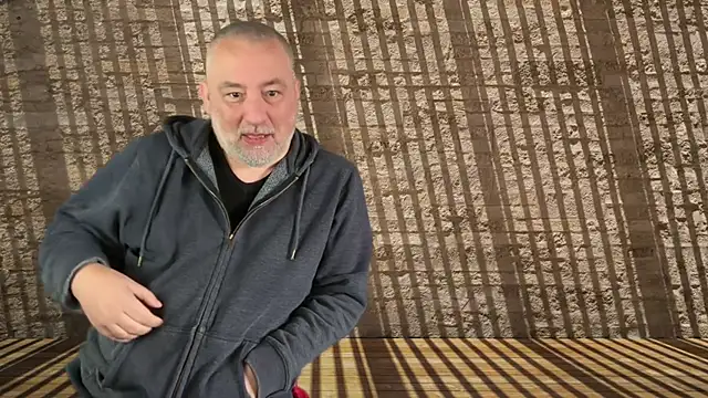 LondonTeffy online show from December 13, 2024, 12:39 pm