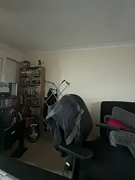 LondonTeffy online show from January 16, 2025, 12:42 pm