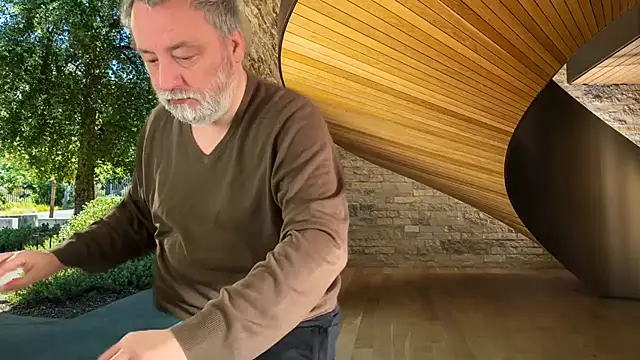 LondonTeffy online show from February 21, 2025, 11:33 am