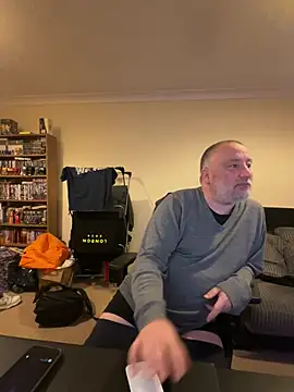 LondonTeffy online show from March 17, 2025, 10:19 pm