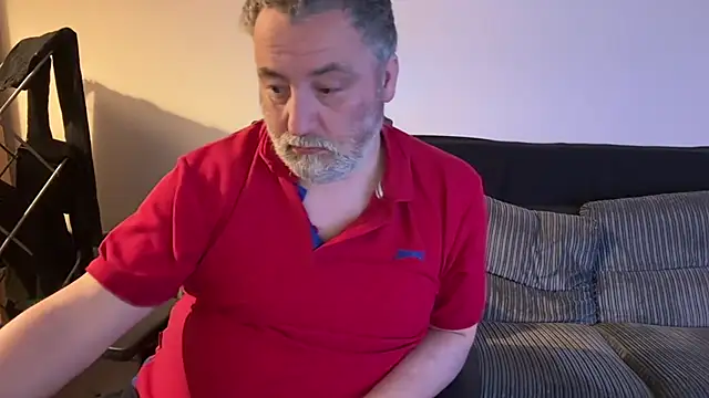 LondonTeffy online show from February 18, 2025, 10:47 pm