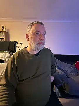 LondonTeffy online show from January 28, 2025, 10:12 pm