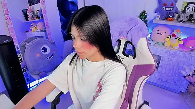 cutestephuwu online show from December 11, 2024, 3:02 am