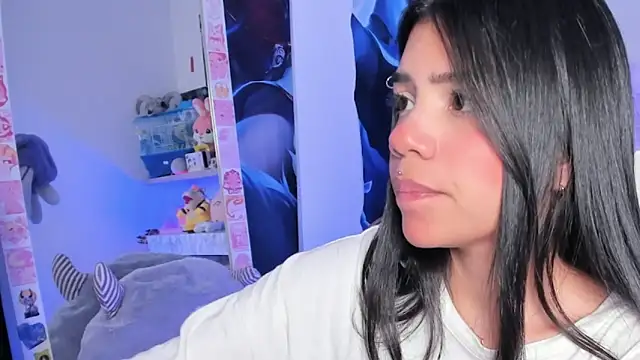 cutestephuwu online show from February 18, 2025, 3:42 am