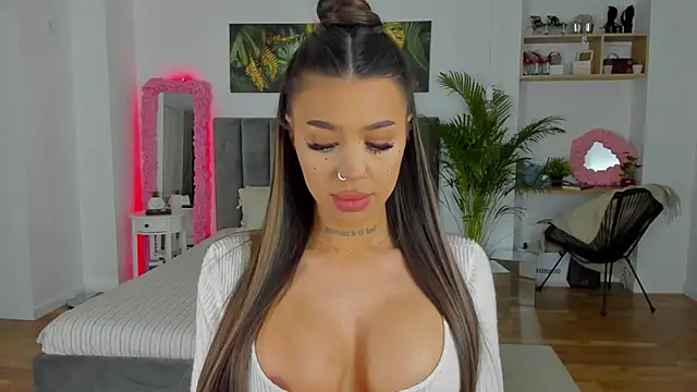 Fancy Jenn online show from February 22, 2025, 7:47 pm