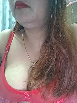 Snapshot of Dianaa9 chatting on June 2, 2026, 8:47 am Dianaa9 online show from June 2, 2026, 8:47 am