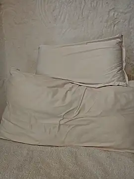 Julia-Sugar online show from September 19, 2025, 2:21 pm