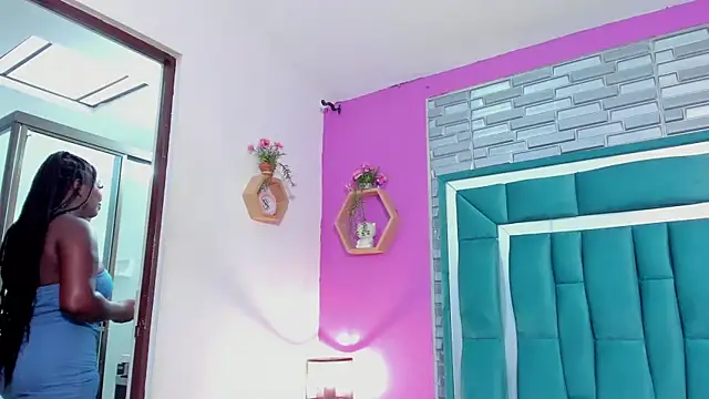 LORENSCOLLINS online show from September 9, 2025, 1:09 pm