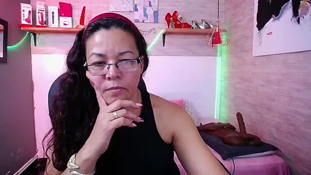 MaturePure online show from November 15, 2025, 9:08 pm