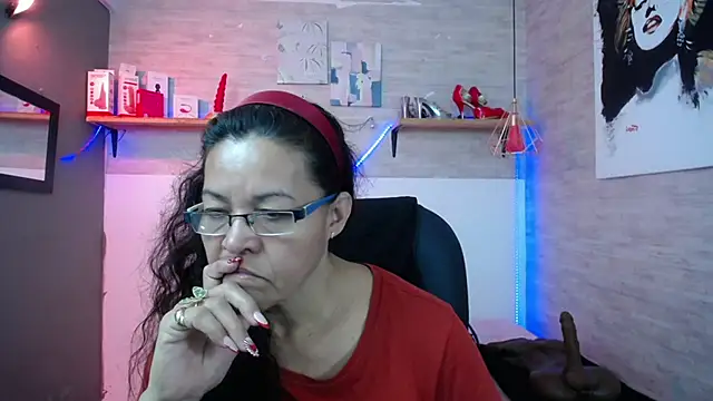 MaturePure online show from November 20, 2025, 8:09 pm