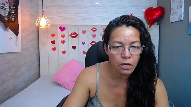 MaturePure online show from March 4, 2025, 9:43 pm