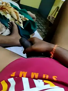 Snapshot of Brown_Munda047 chatting on February 18, 2026, 10:17 pm Brown Munda047 online show from February 18, 2026, 10:17 pm