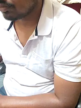 Snapshot of Brown_Munda047 chatting on February 14, 2026, 11:38 pm Brown Munda047 online show from February 14, 2026, 11:38 pm