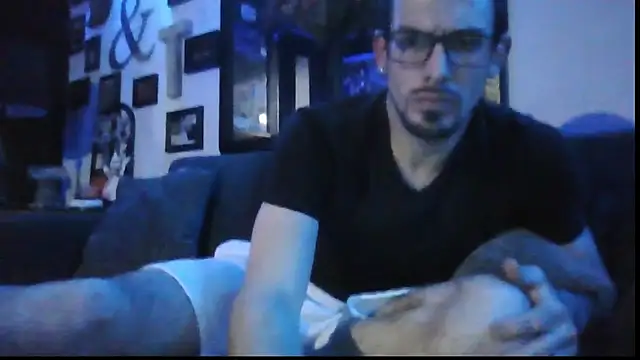 Rickeyslatter online show from October 25, 2025, 8:24 am