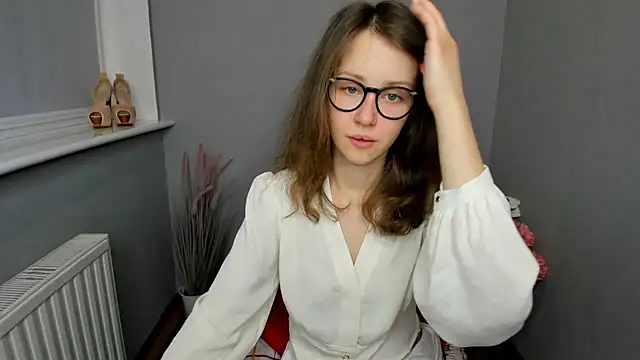 AfinaCutie online show from March 19, 2025, 1:40 pm