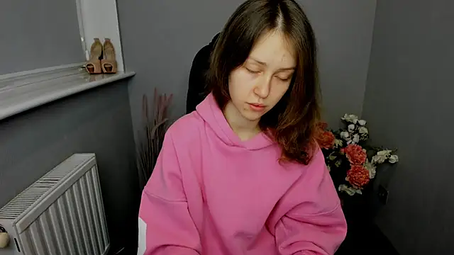 AfinaCutie online show from February 9, 2025, 7:48 am