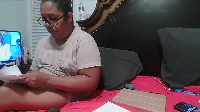 ebonyred online show from January 5, 2026, 11:19 pm